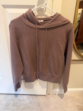 Mod Ref Mauve Hoodie Sweater
